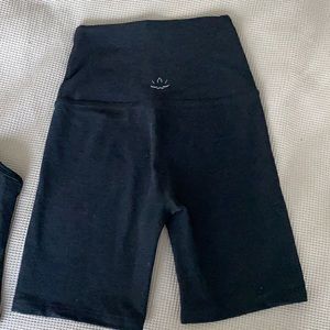 Beyond Yoga Spacedye Black Biker Shorts